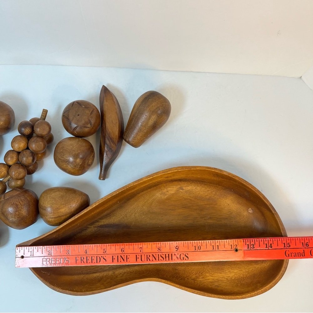 Vintage Mid Century MCM 11 pc Hand Carved Wooden Monkey Pod Leaf Bowl with Fruit - Picture 12 of 13